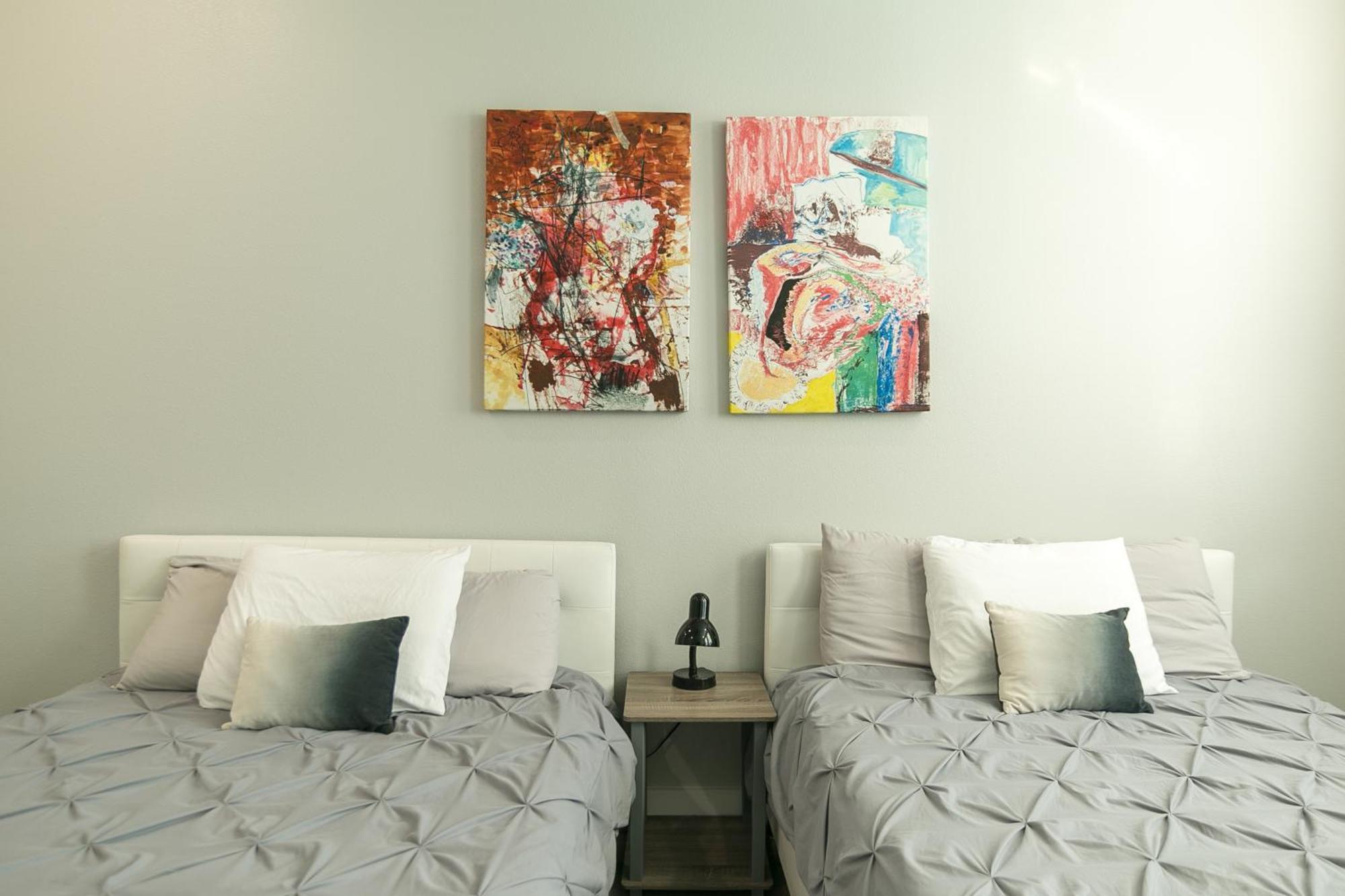 Montrose Guesthouse Suites By Dunyha Хьюстон Экстерьер фото